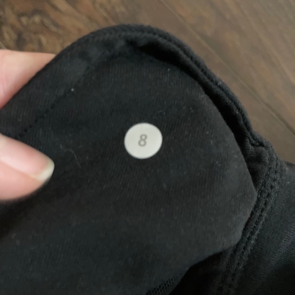 🤠BOGO 50%🤠 Lululemon shorts - Picture 3 of 4